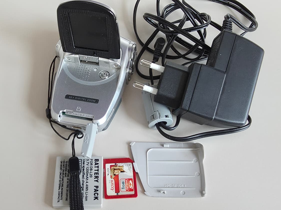 산요 작티 DMX-C40 빈티지 디지털캠코더 상품이미지8