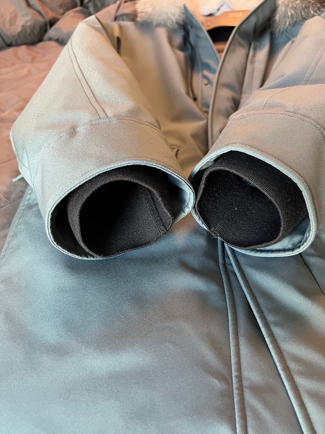 솔리드옴므 폭스퍼 구스다운 패딩 50 (105) 상품이미지3