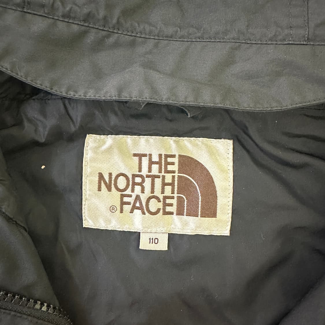 110 노스페이스 블랙 후드 바람막이 0423D 상품이미지2