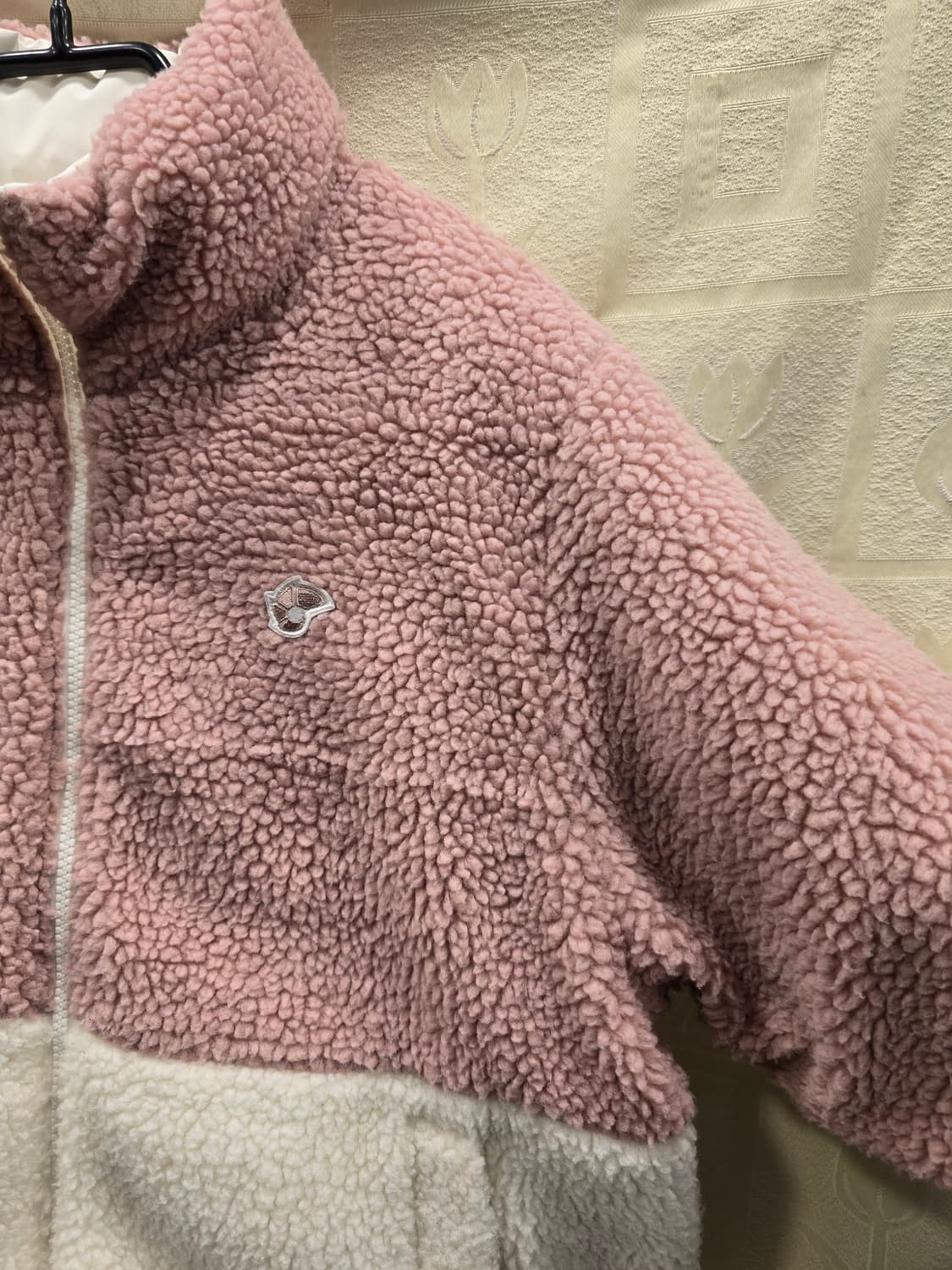 네파 여성 양면 다운패딩 뽀글이 점퍼 95 (66) 상품이미지7