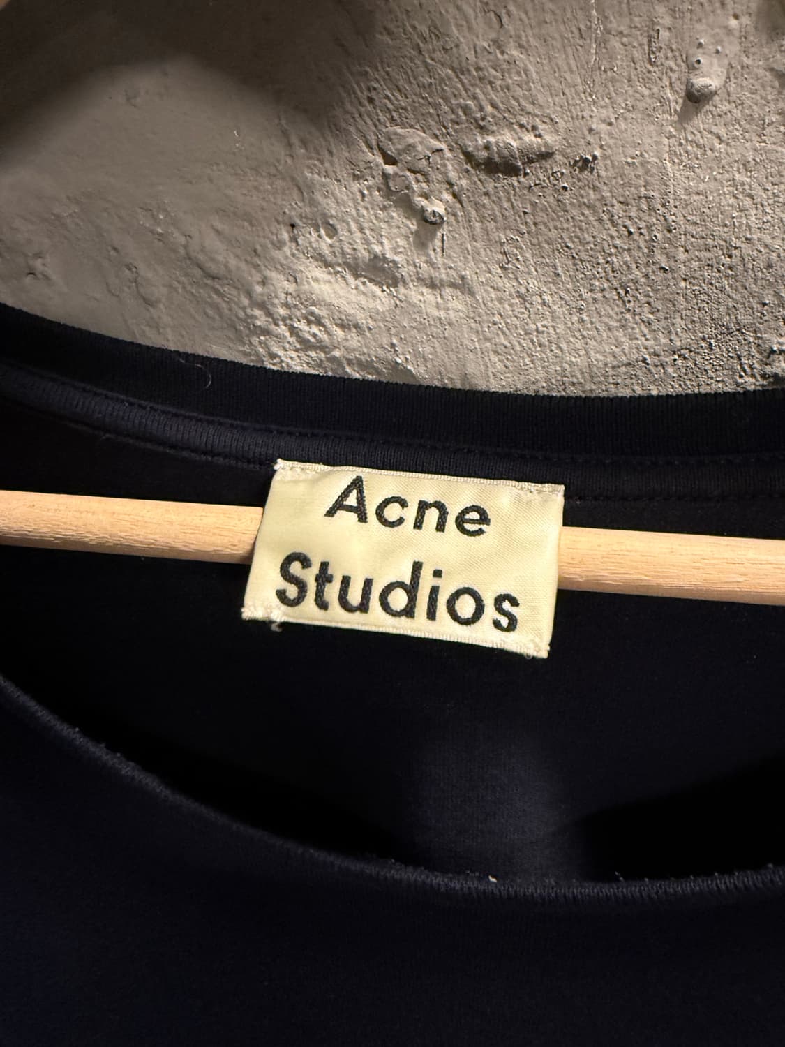 아크네스튜디오 Acne Studios 페이스 패치 반팔 티셔츠 네이비 L 상품이미지4