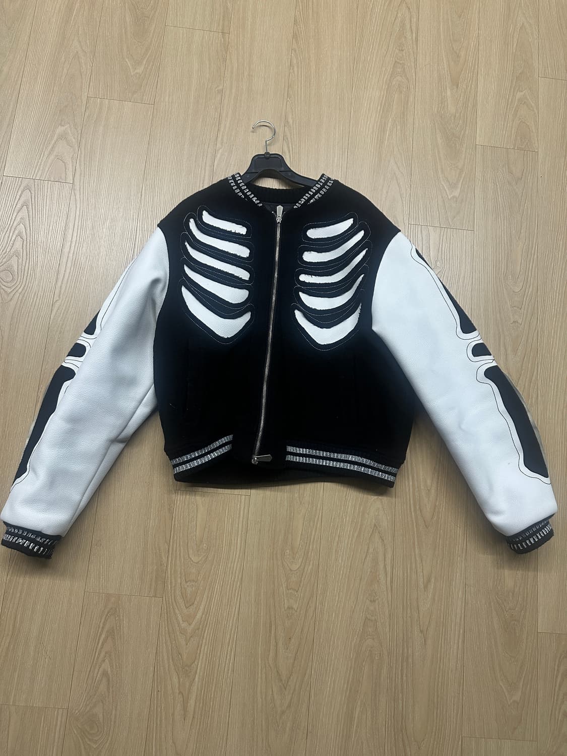 써저리 바시티 자켓 상품이미지1