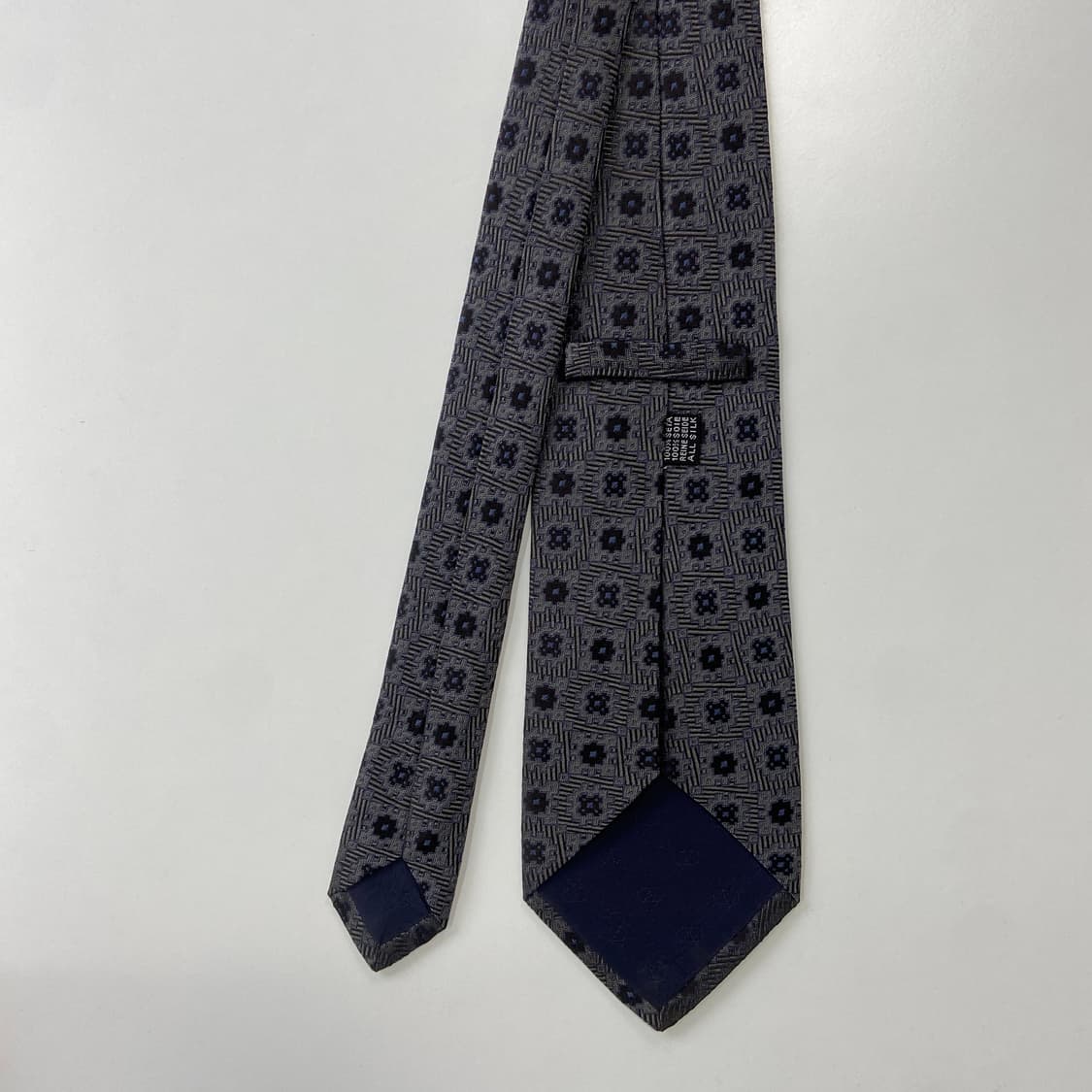 VALENTINO 발렌티노 명품 정품 넥타이 상품이미지2