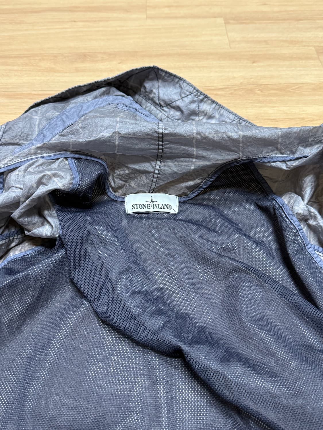 스톤아일랜드 리플렉티브 바람막이 상품이미지3