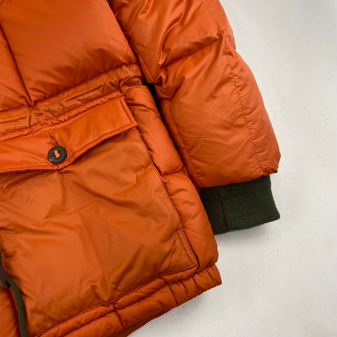 아웃스탠딩 카라코람 구스다운 퀼팅 오렌지 파카 패딩 (100) 상품이미지4