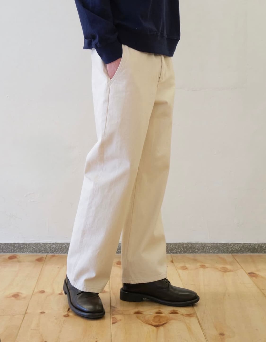 Wardrobe standard 워드로브 스탠다드 셀비치데님오피서팬츠 상품이미지1