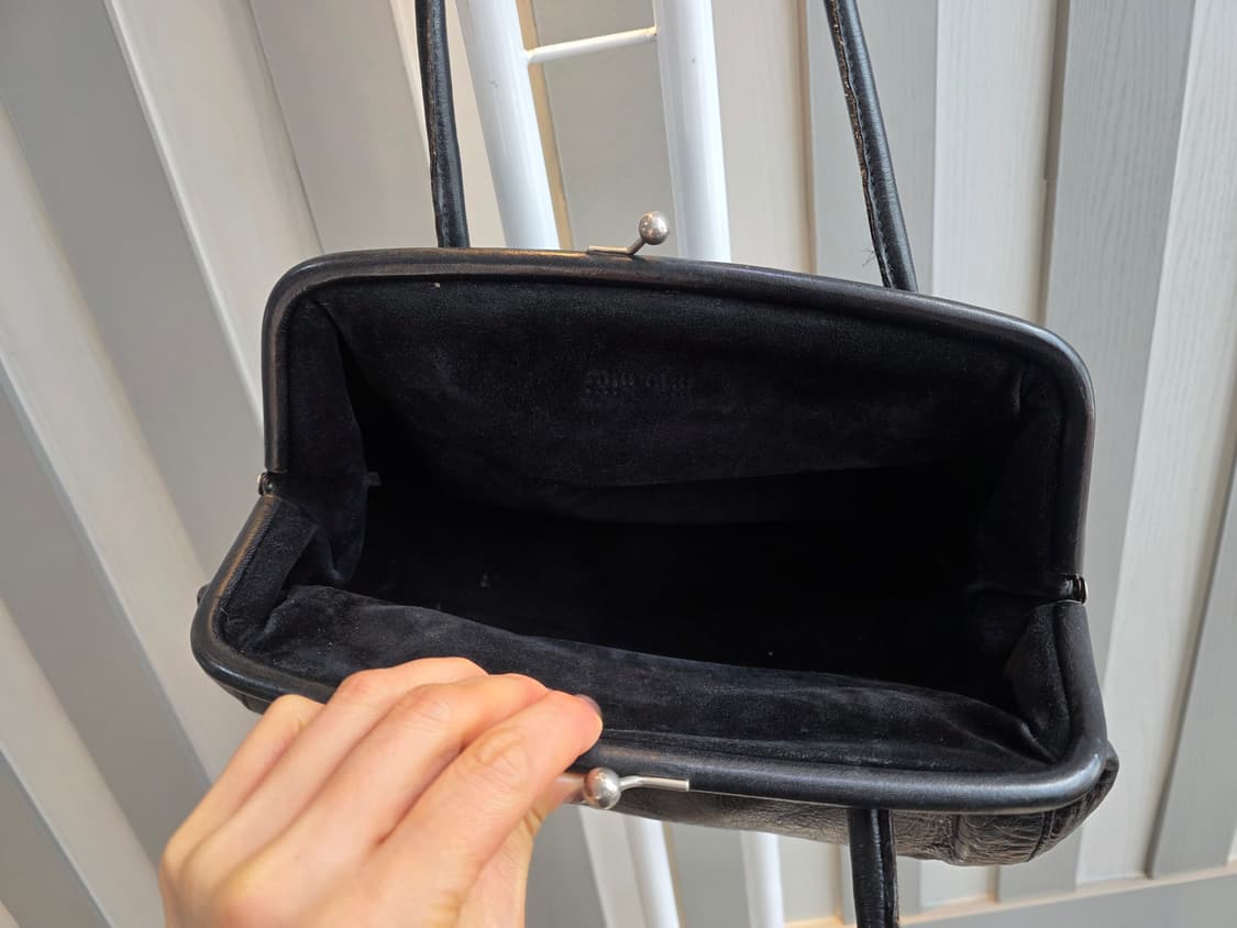 미우미우 정품 숄더백  상품이미지8