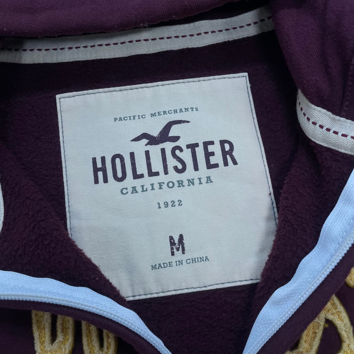 홀리스터 스펠 로고 후드집업 버건디 상품이미지4