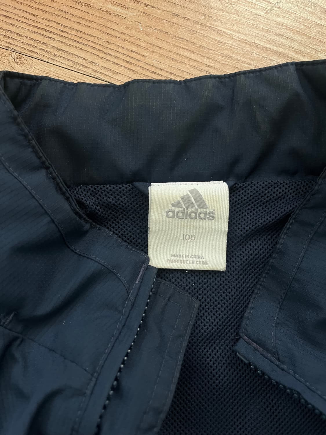 아디다스 레알마드리드 유니폼 바람막이 상품이미지3