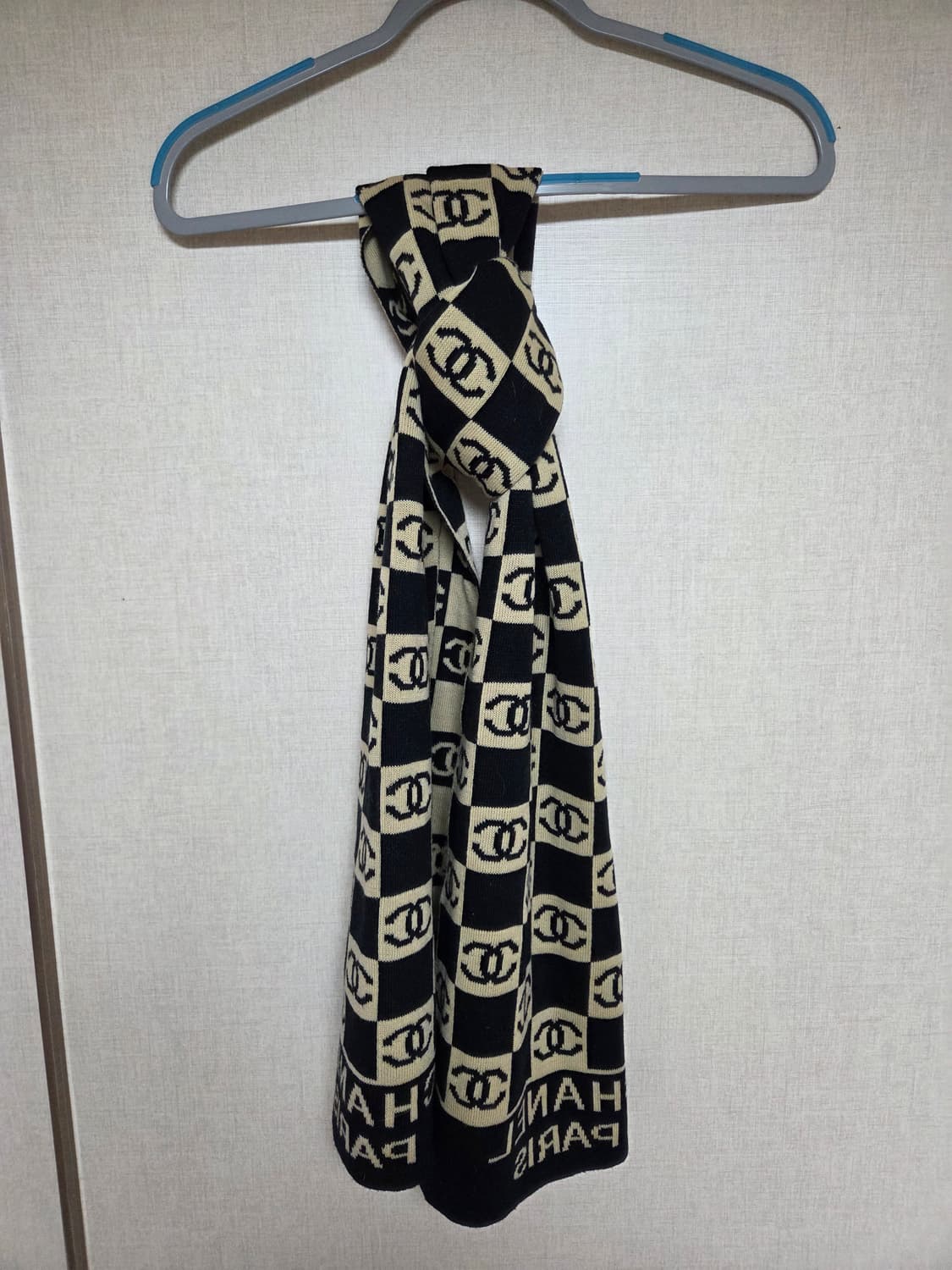 CHANEL CC 로고 양면머플러 블랙/베이지 상품이미지6