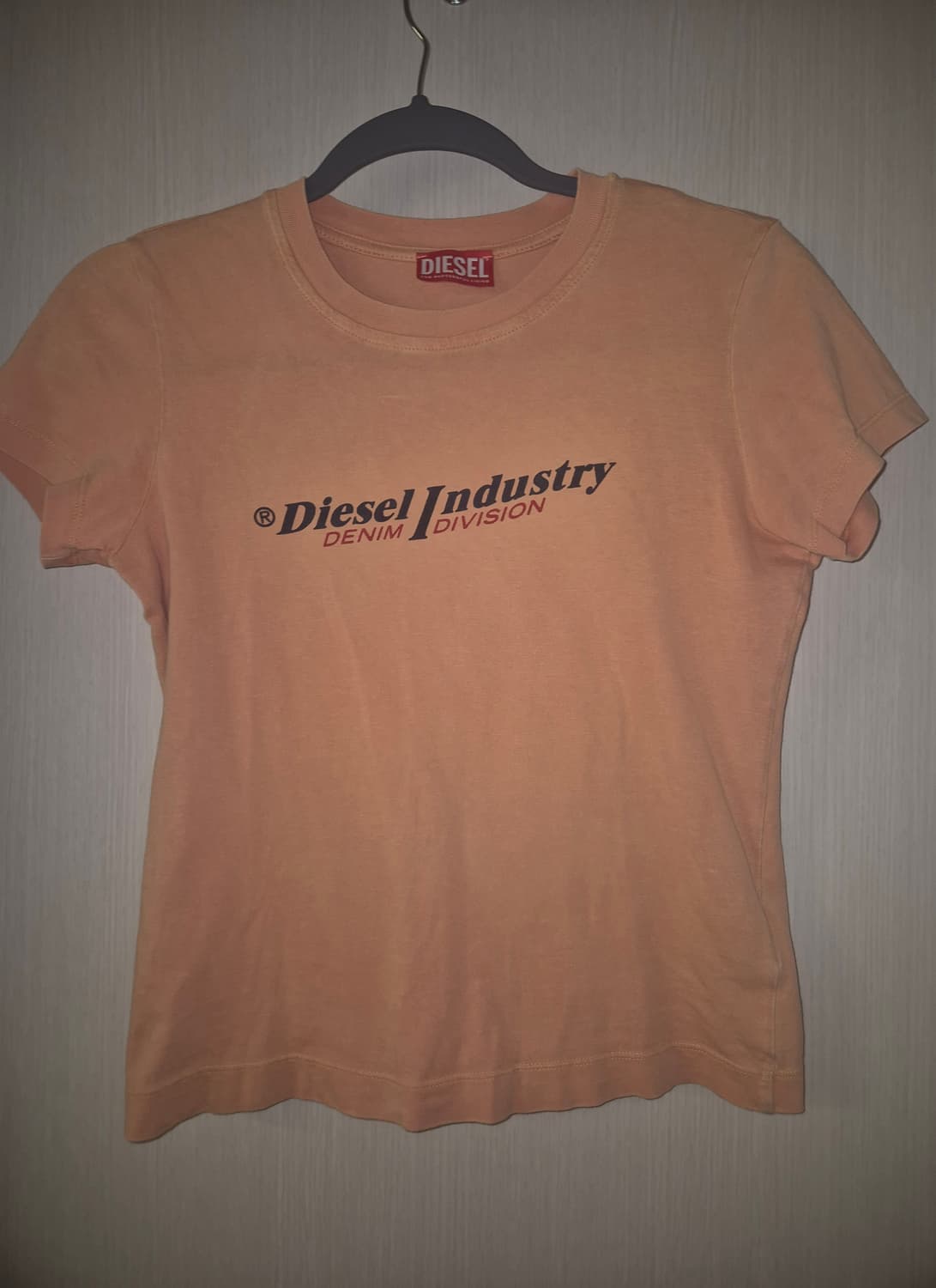 디젤 느좋 톤다운 오렌지 빛 반팔티 S 상품이미지3