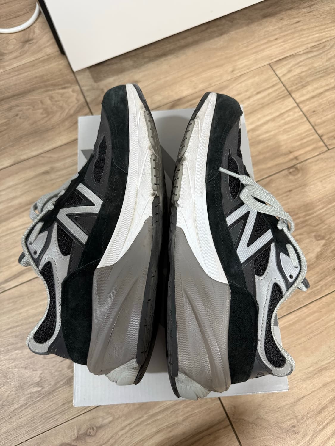 뉴발란스 990v6 블랙255 상품이미지2