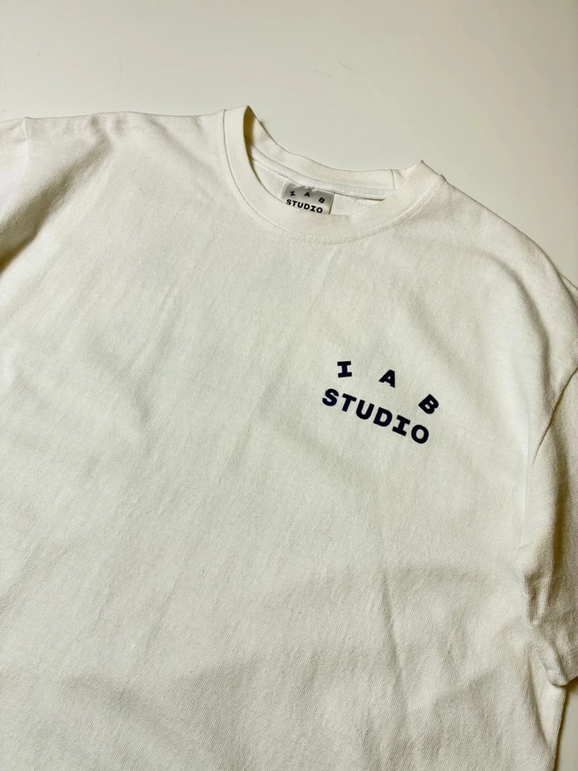 아이앱스튜디오 빅로고 오버핏 반팔 티셔츠 PN9041 상품이미지4