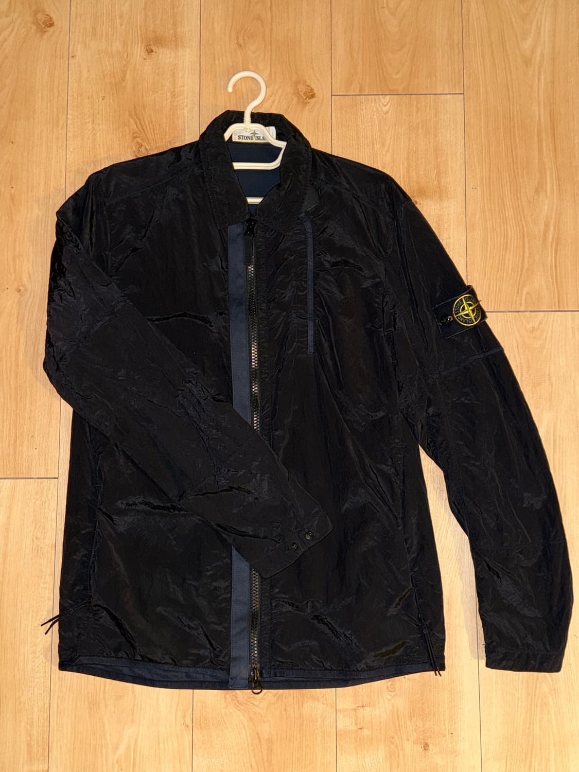 (M) 스톤 아일랜드 나일론 메탈 자켓 18FW 블랙 바람막이 상품이미지2