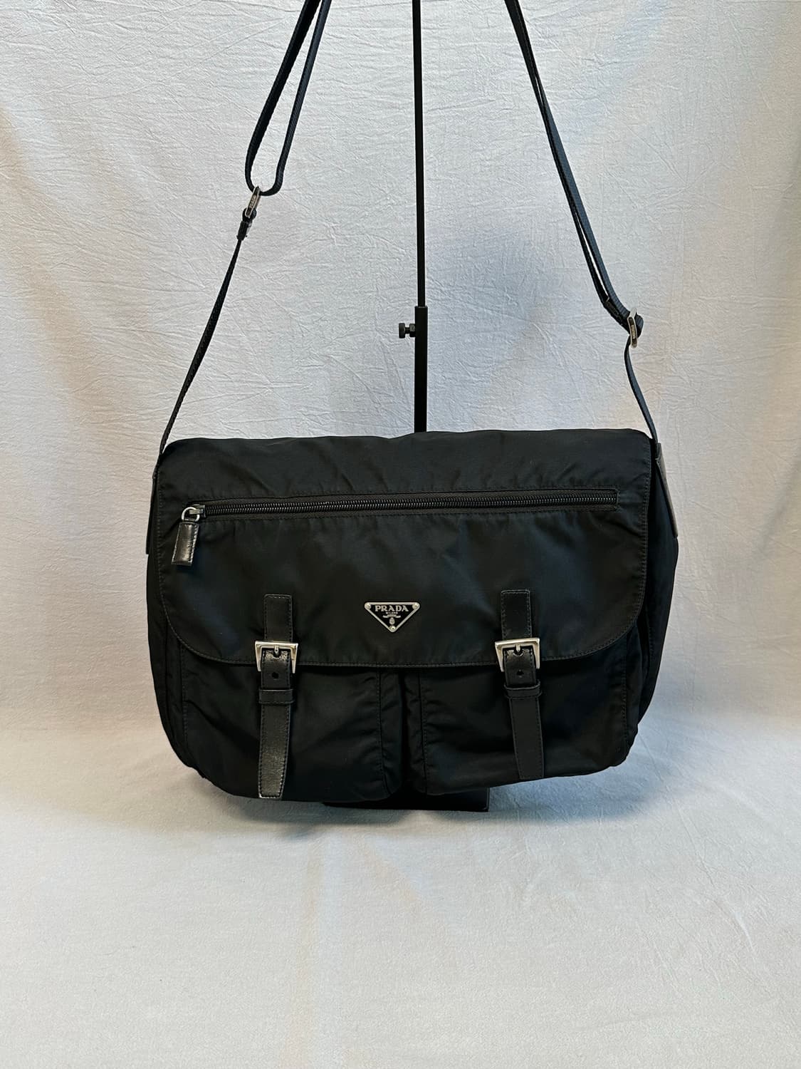 프라다 나일론 포코노 크로스백 메신저백 투포켓 버클 상품이미지2
