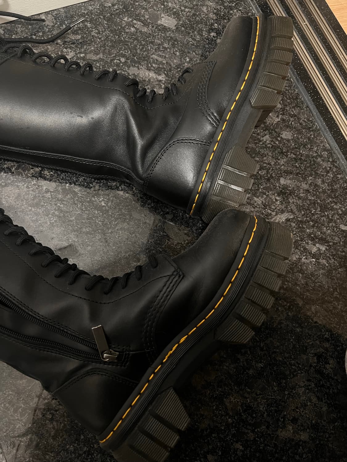 닥터마틴 오드릭 20i 상품이미지4