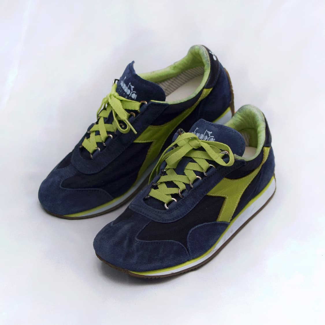 미착용) 디아도라 헤리티지 스톤워시 레더 스니커즈 (US6 / 240) 상품이미지1