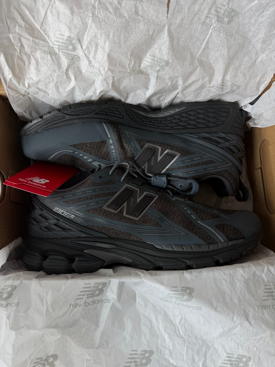 뉴발란스 U1906RBG 다크그레이 색상 260 상품이미지3