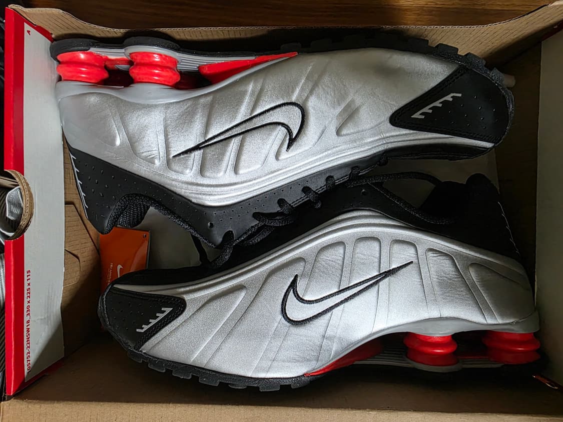 나이키 샥스 R4 285사 상품이미지1