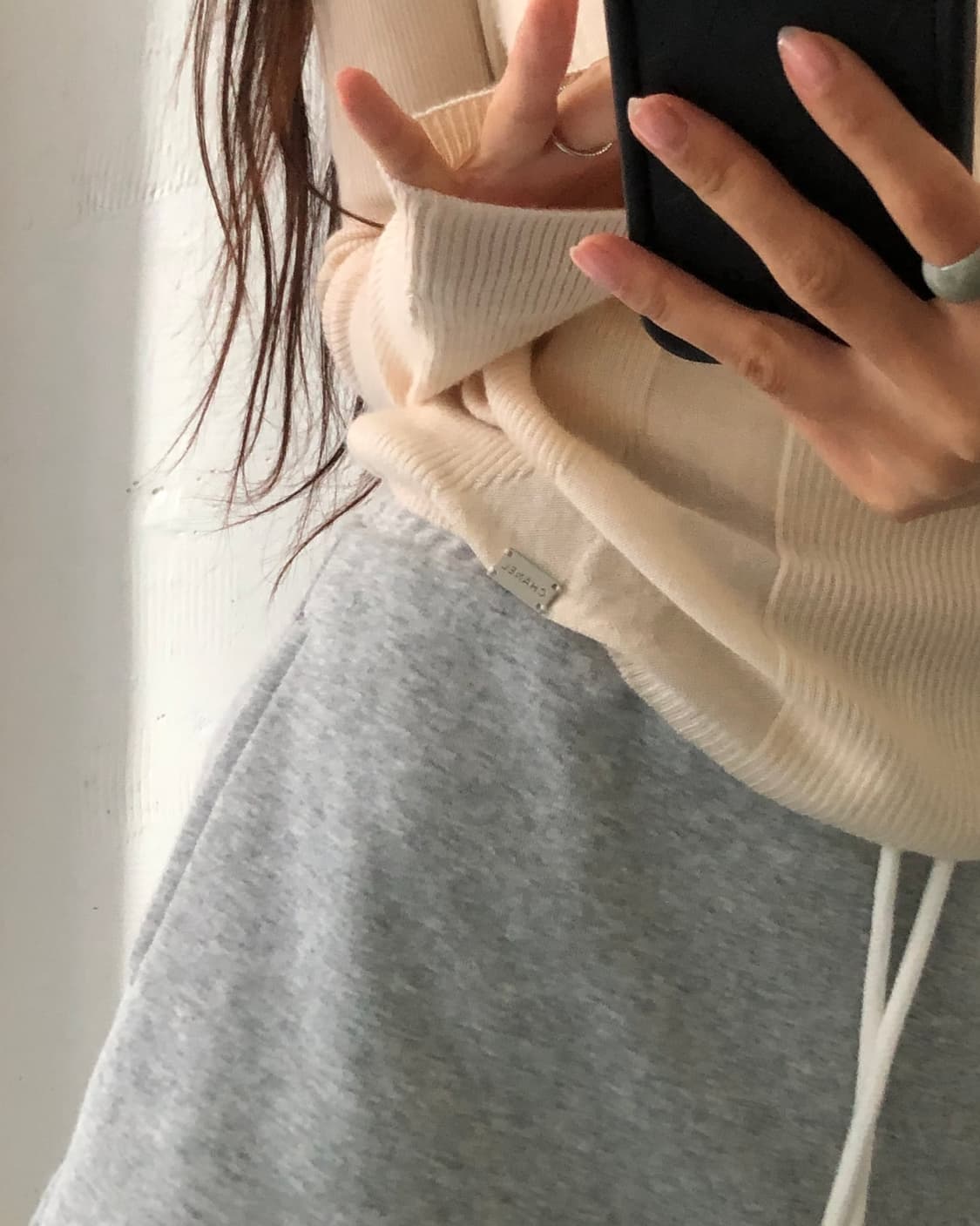 Chanel 샤넬 아이보리 팬던트 캐시미어 니트 상품이미지4