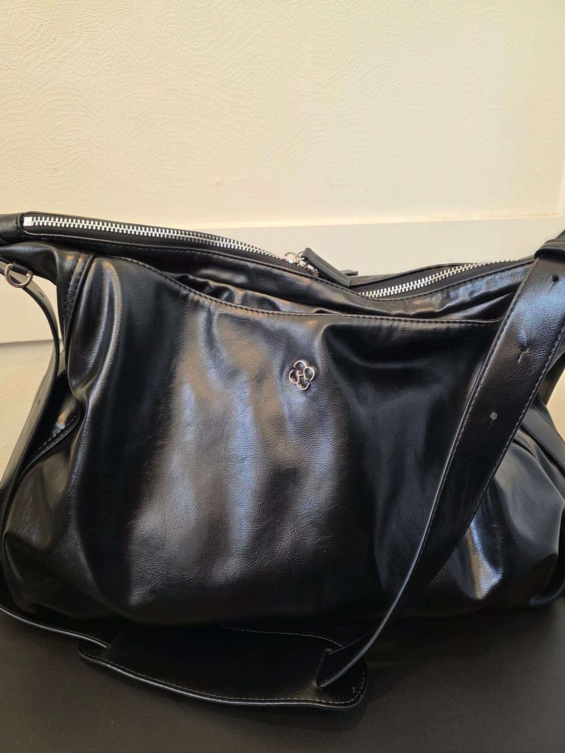 히어리구효민 구디나인 포켓 빅 백 블랙 상품이미지6