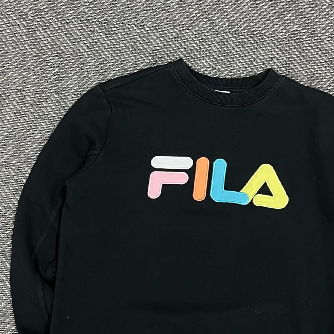 휠라 파스텔로고 맨투맨 v1228 상품이미지3