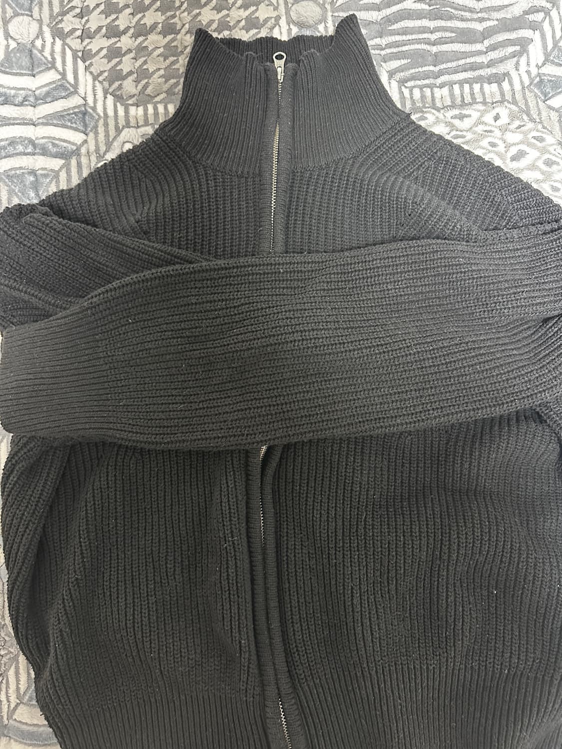 토니웩 니트 집업팝니다. 상품이미지1