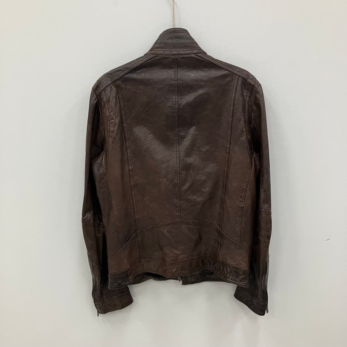 솔리드옴므 우영미 브라운 사선 지퍼 양가죽 자켓 105 상품이미지2