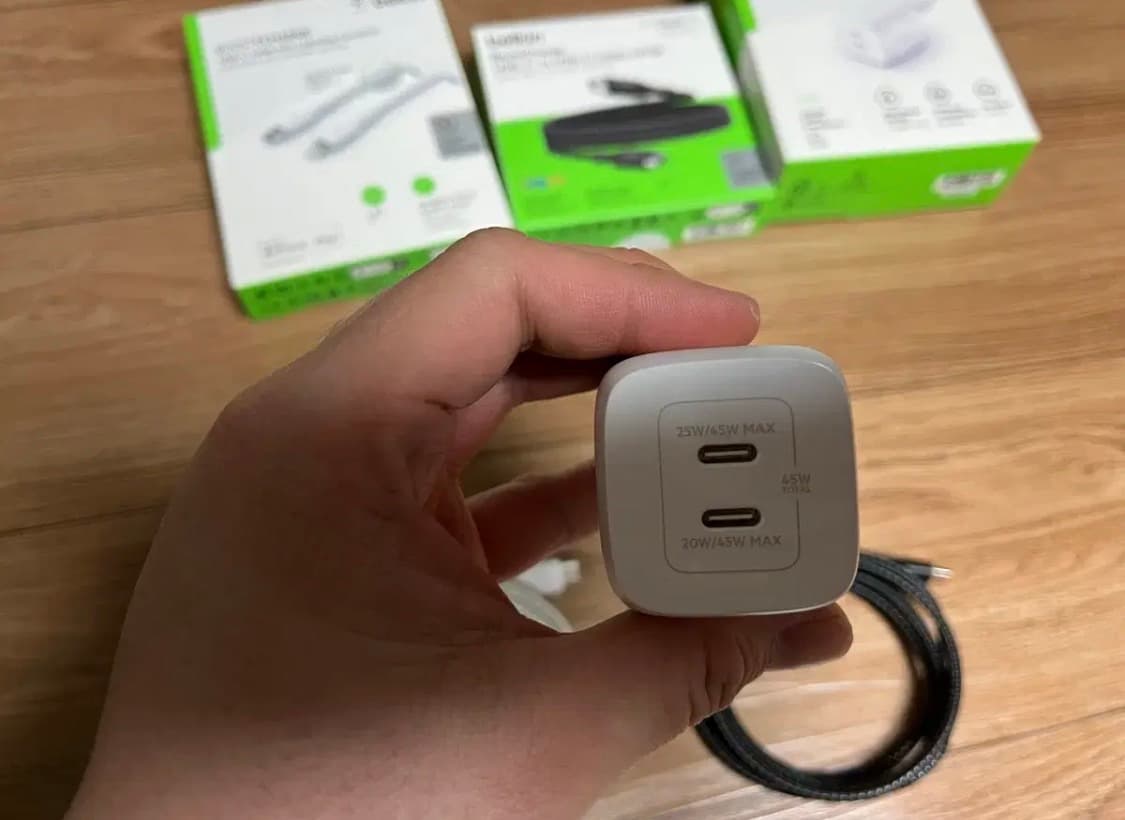 벨킨gan45W충전기+CtoC케이블+Cto라이트닝케이블 1m 노트북 충전 상품이미지3