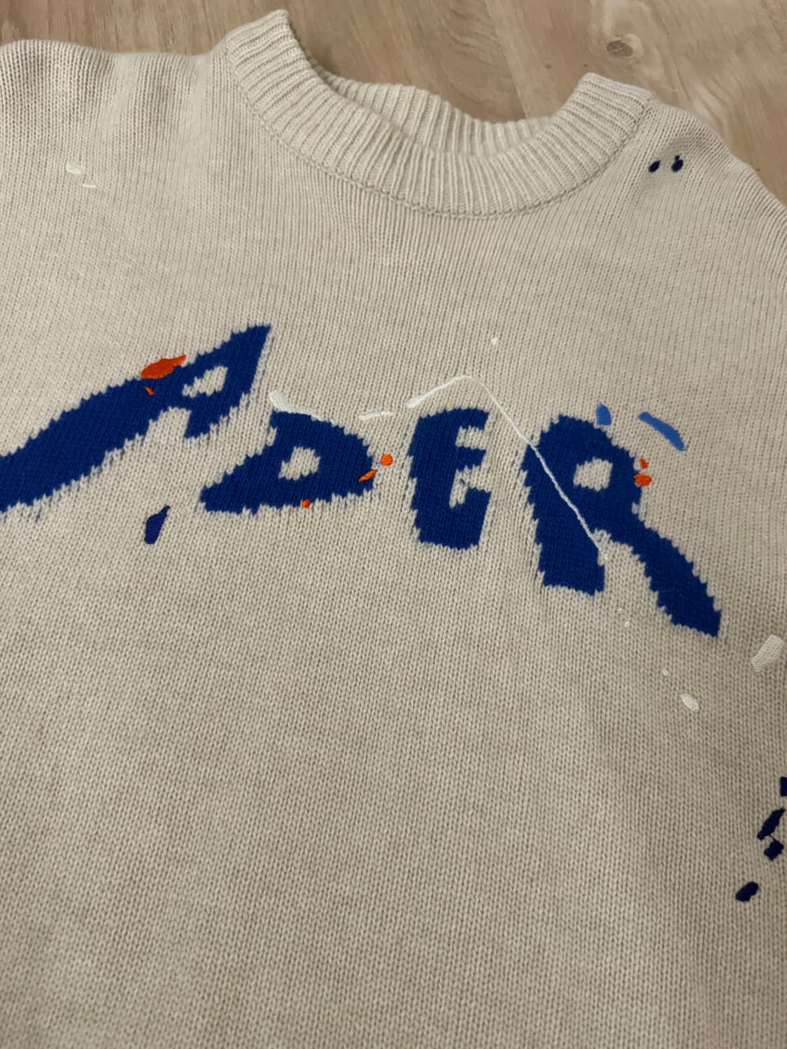 아더에러 애드모어 니트 상품이미지1