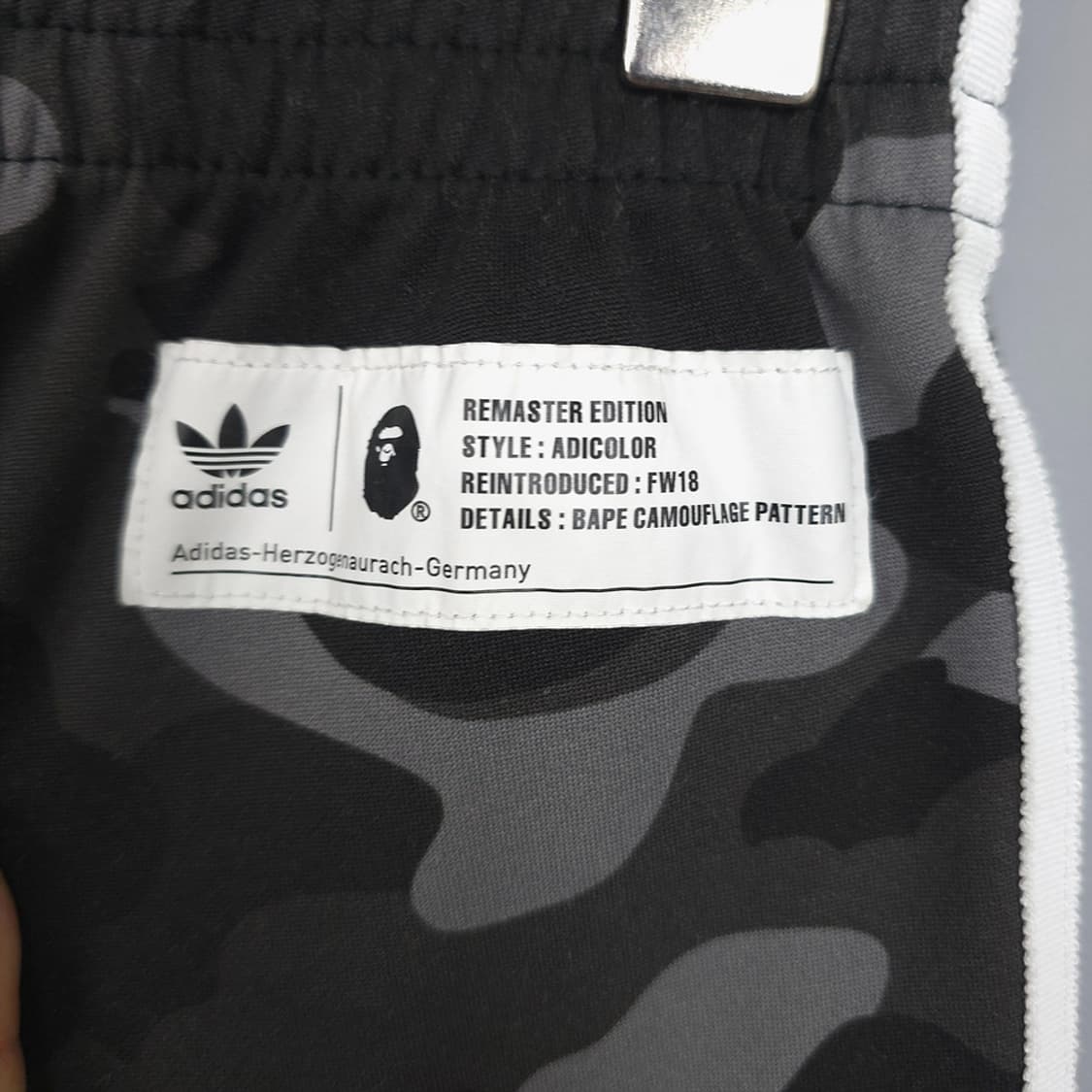 아디다스 X 베이프 카모 트랙 팬츠 M 상품이미지7