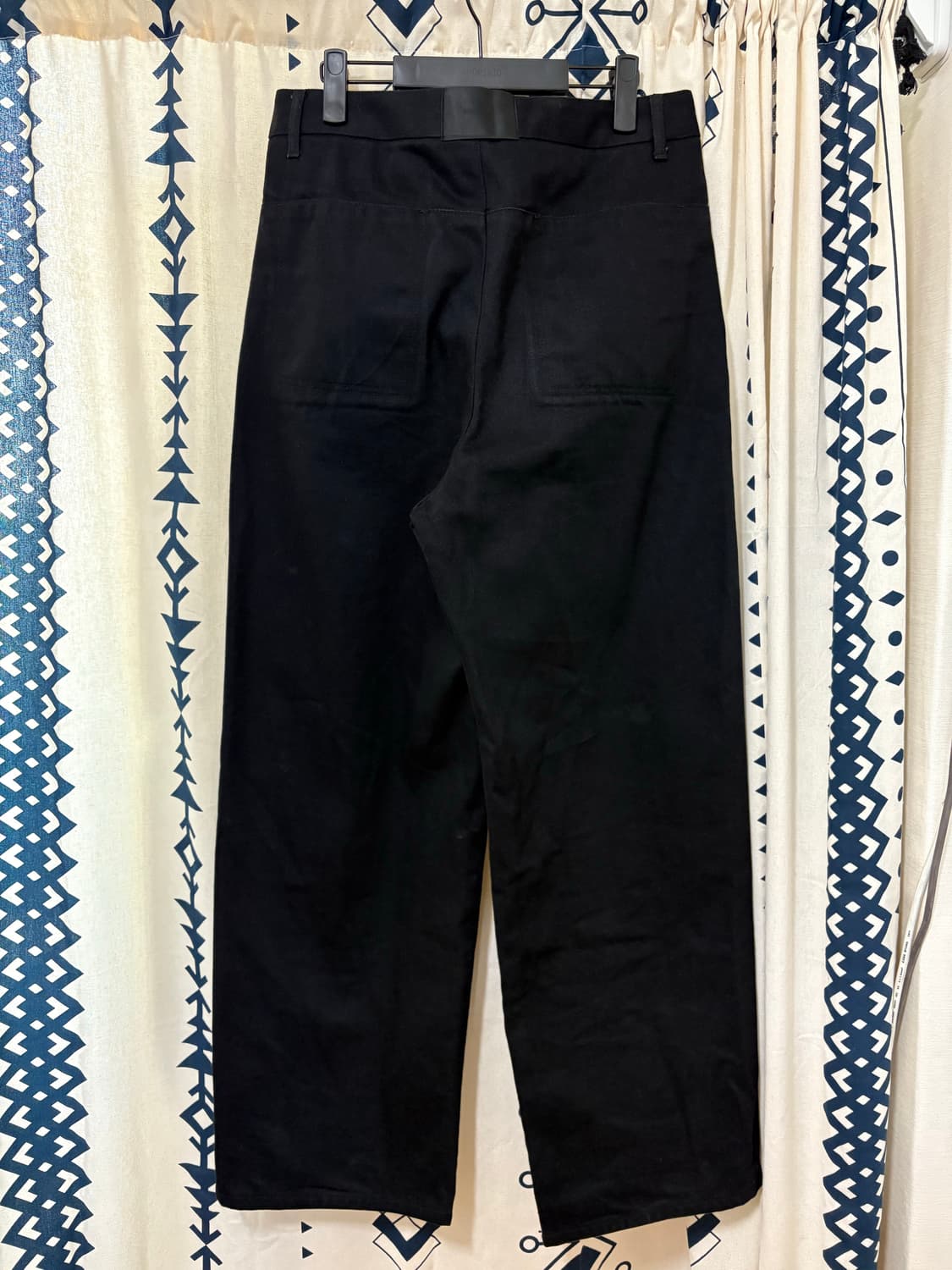 아모멘토 / 커브드 심 데님 블랙 상품이미지4