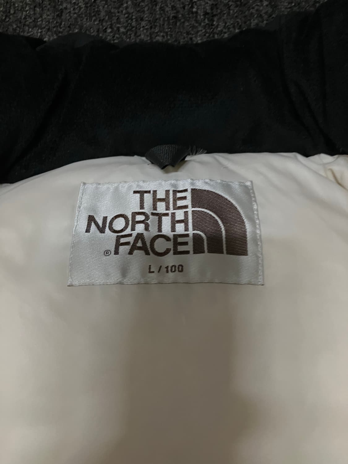 노스페이스 화이트 라벨 노벨티 눕시 다운 자켓 크림 상품이미지6