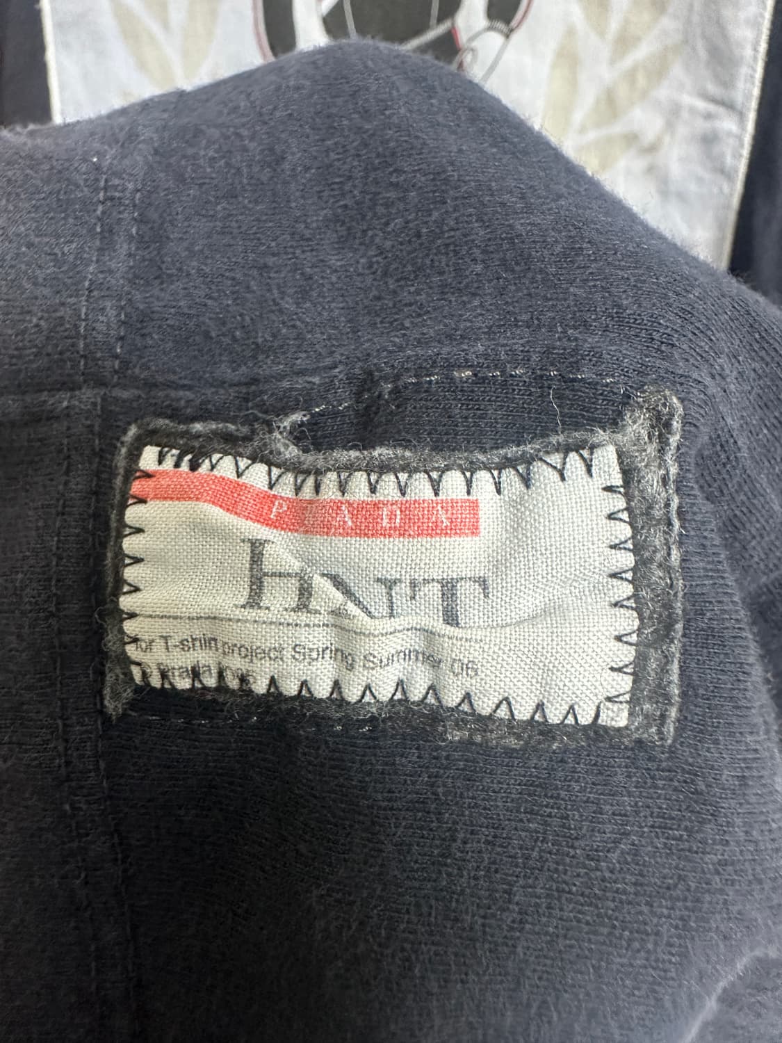 프라다 사커 카드 프린트 저지 티셔츠 상품이미지8