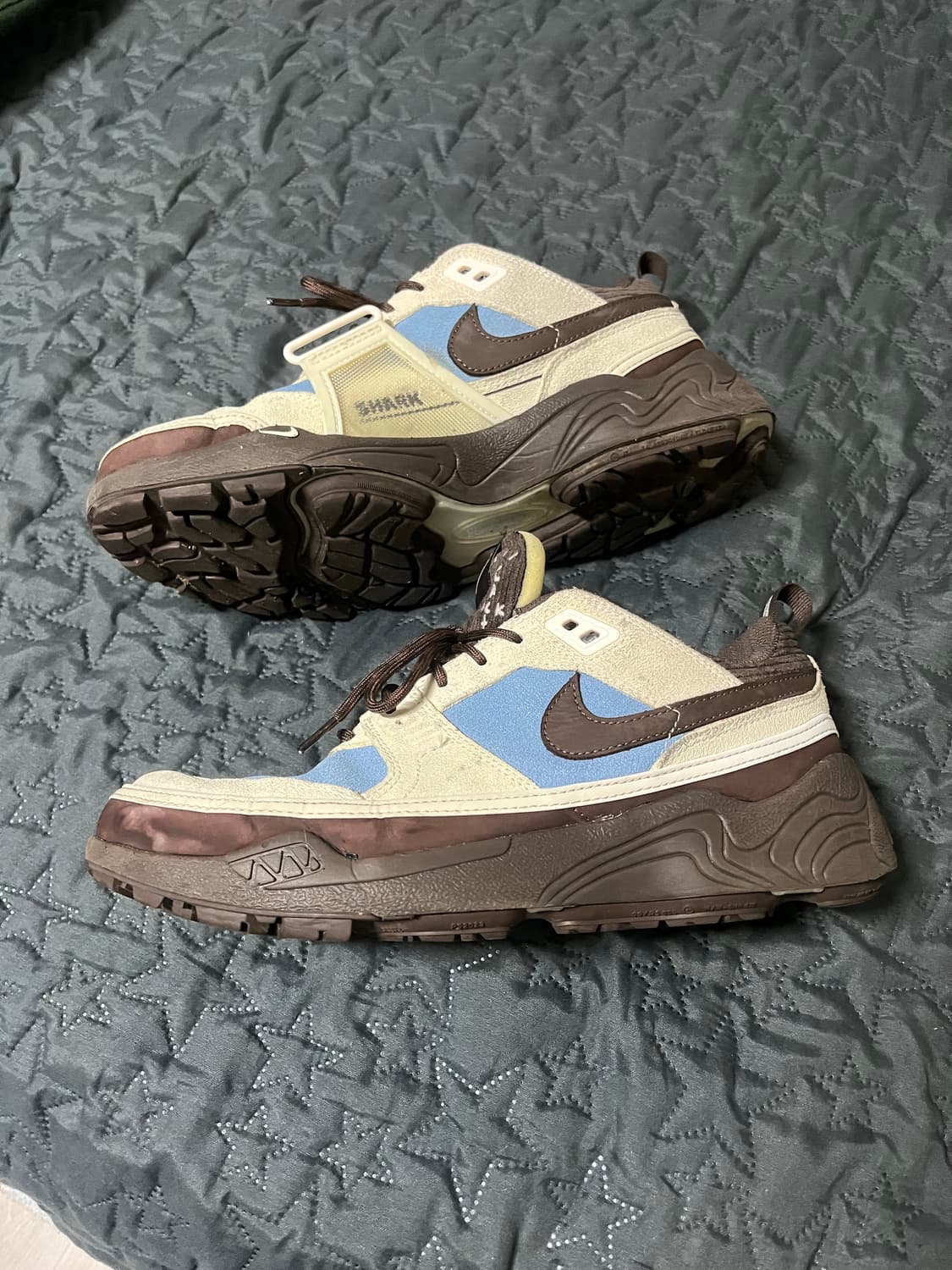 나이키 x 트래비스 스캇 줌 필드 275mm 상품이미지2