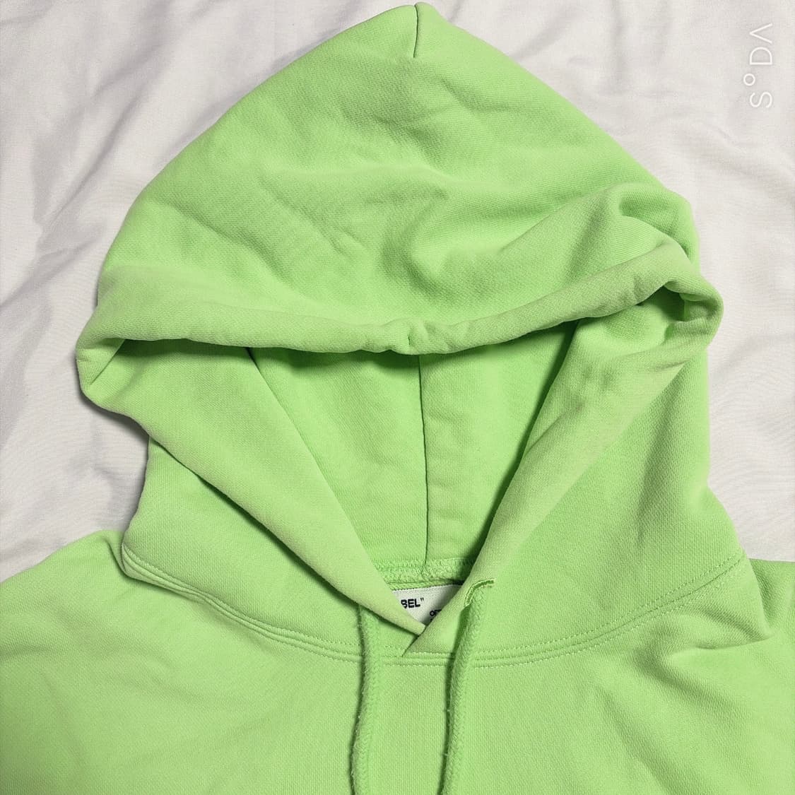 오프화이트 라임색 후드티 M~L 상품이미지2