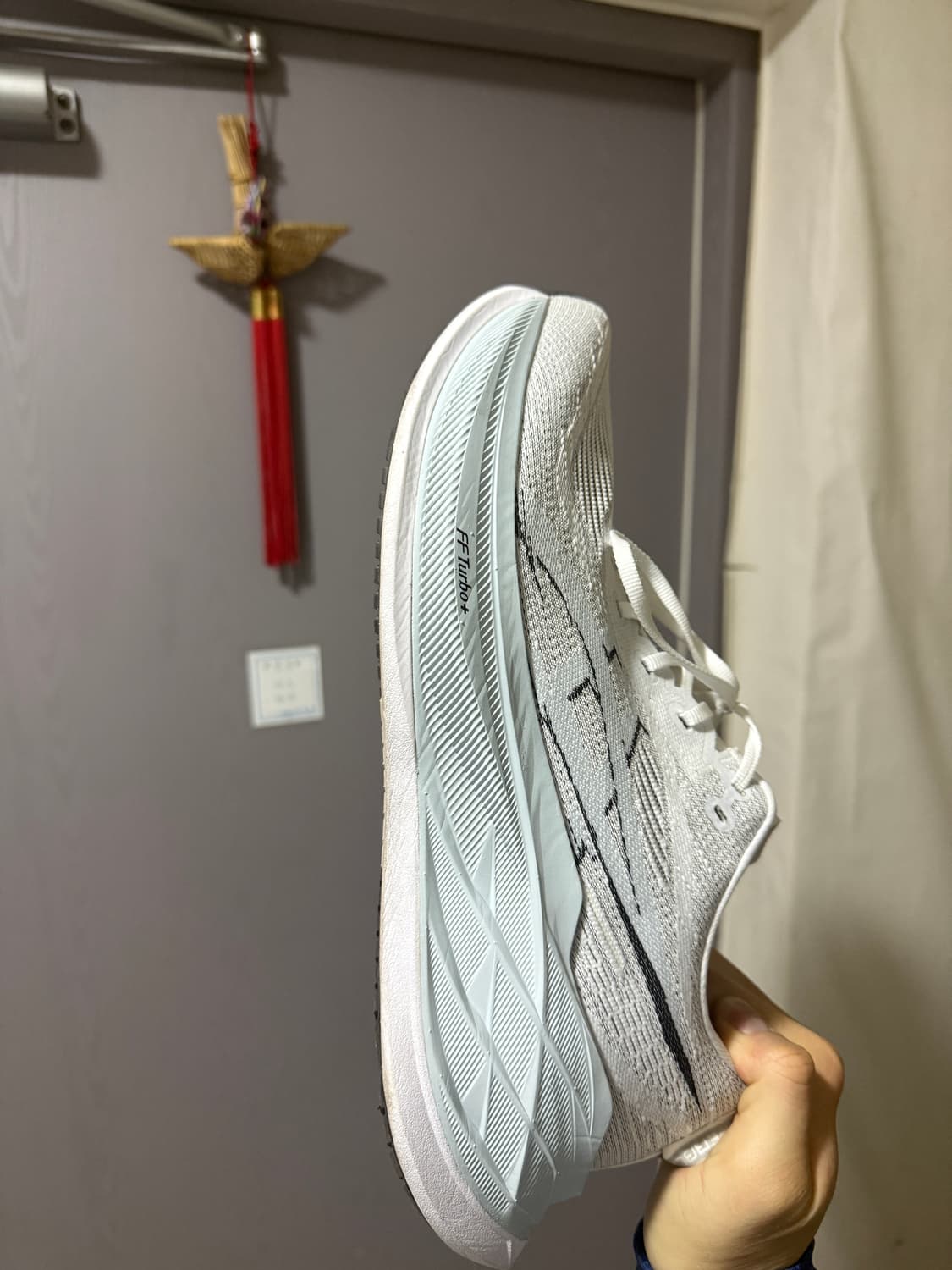 슈퍼블라스트2 화이트 쿨 그레스 판매합니다. 상품이미지3