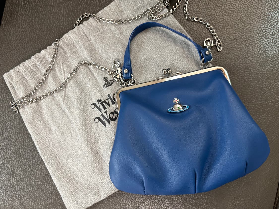 비비안웨스트우드 엠마 체인백 크로스 토트 상품이미지1