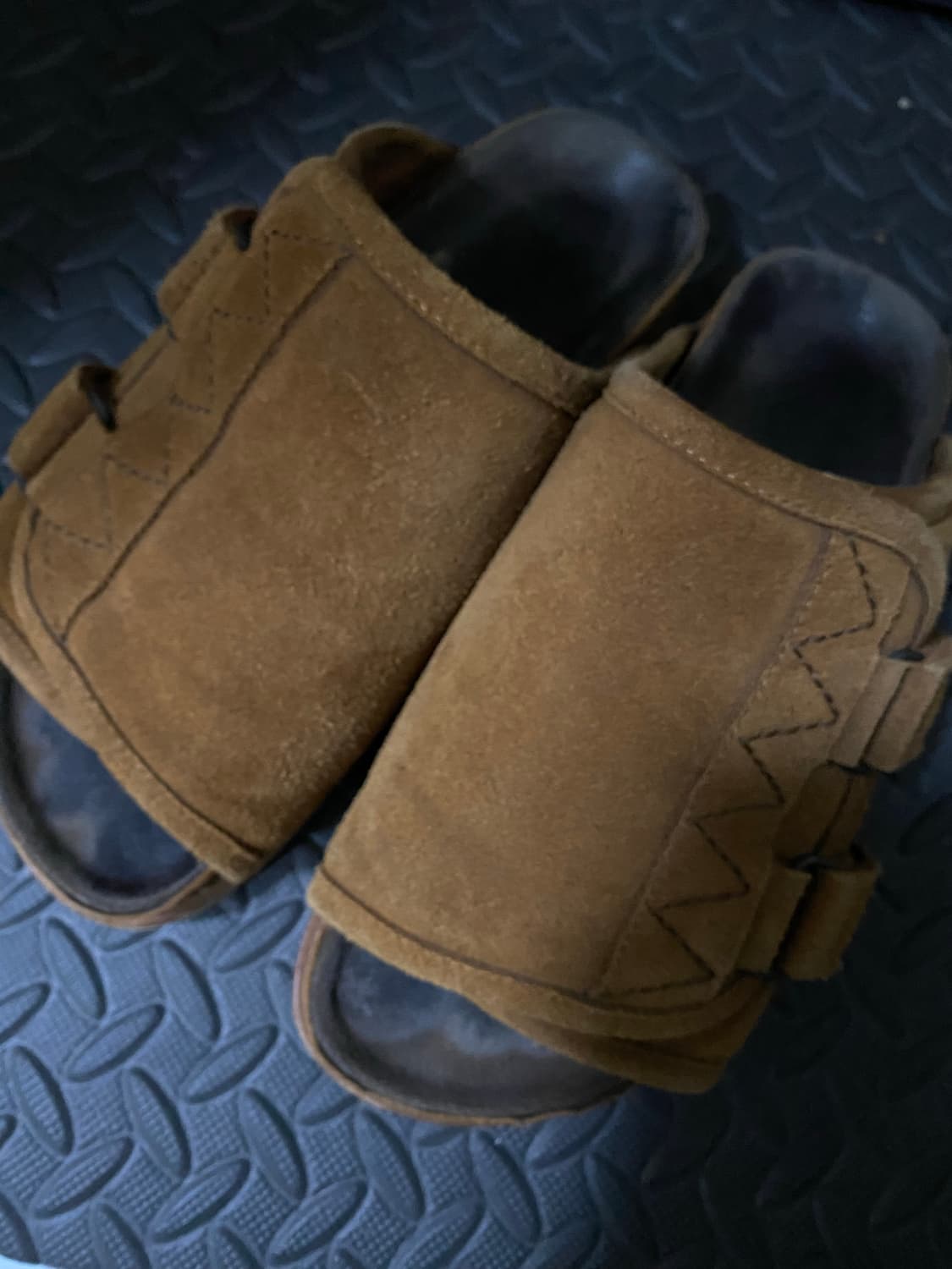 폴리테루 점보 슬리퍼 2사이즈 브라운 판매합니다! 상품이미지1