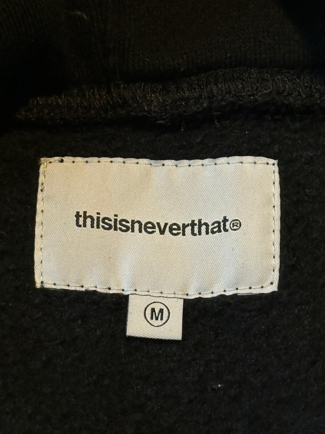 디스이즈네버댓 스펠아웃 아치로고 후드티 블랙 상품이미지4