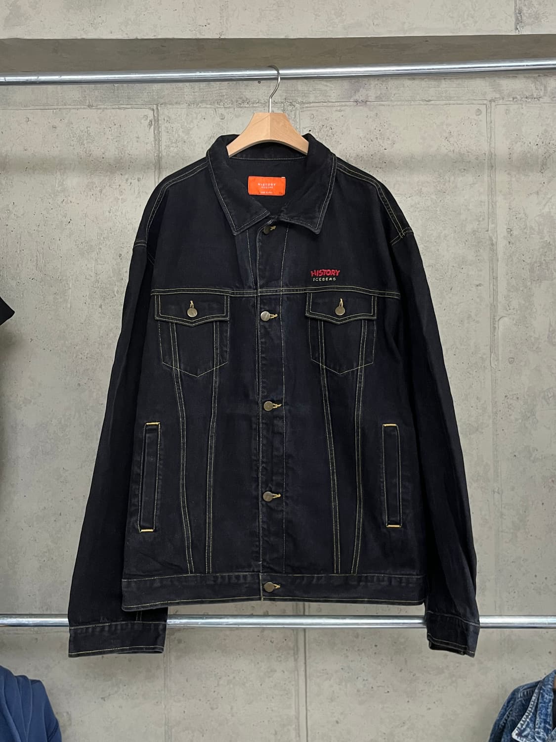 90s ITALY DONALD DUCK DENIM JACKET 상품이미지3