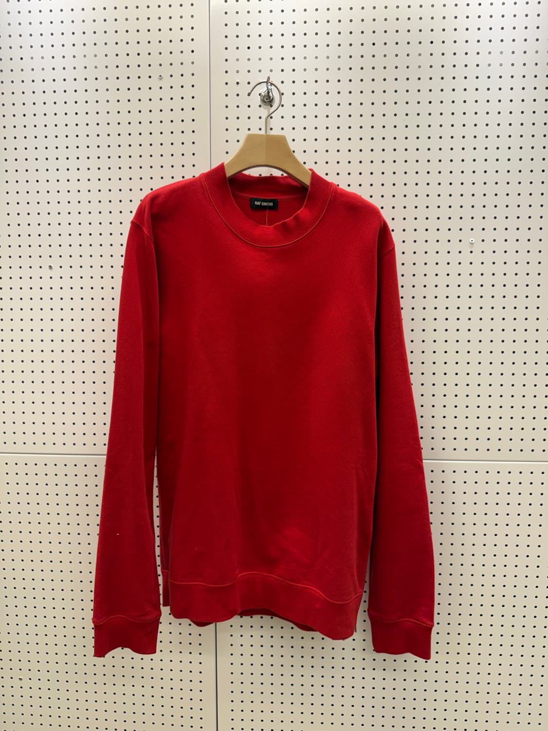 라프시몬스 레드 크루넥 스웻셔츠 U1692 상품이미지2