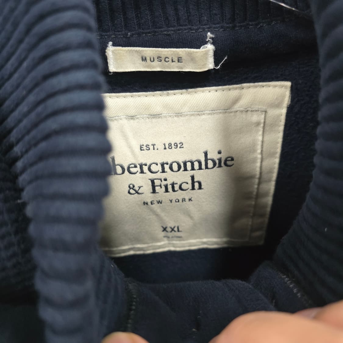 아베크롬비 NY 로고 헤비 코튼 네이비 양홍원 후드 집업 상품이미지4