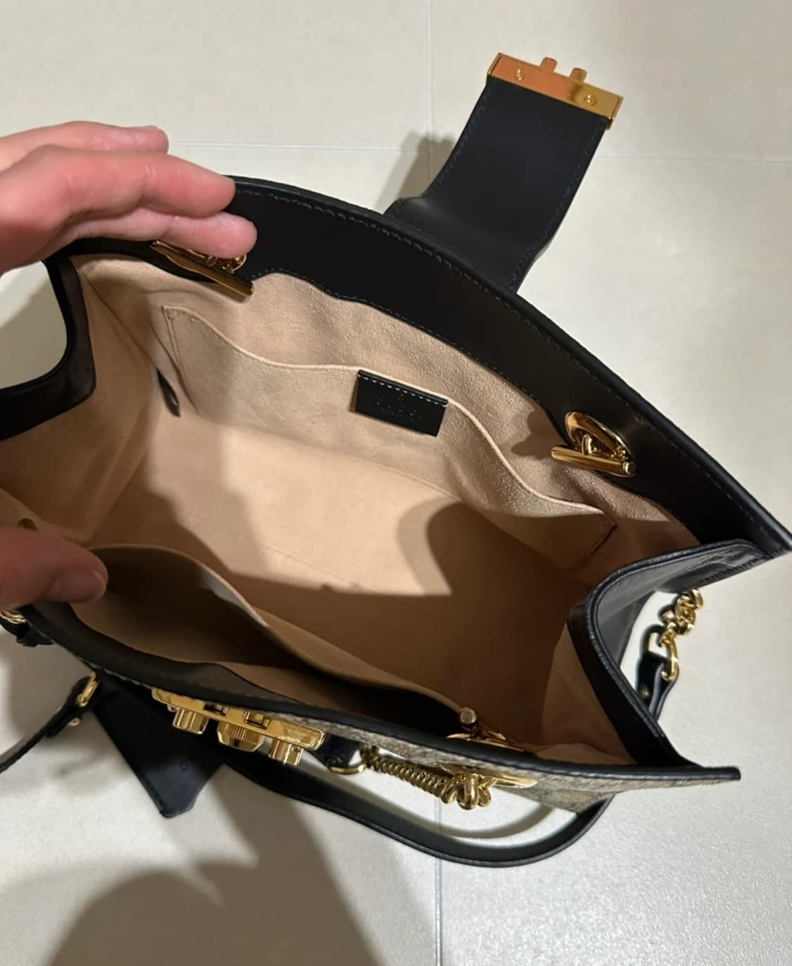 정품 구찌 백 상품이미지3