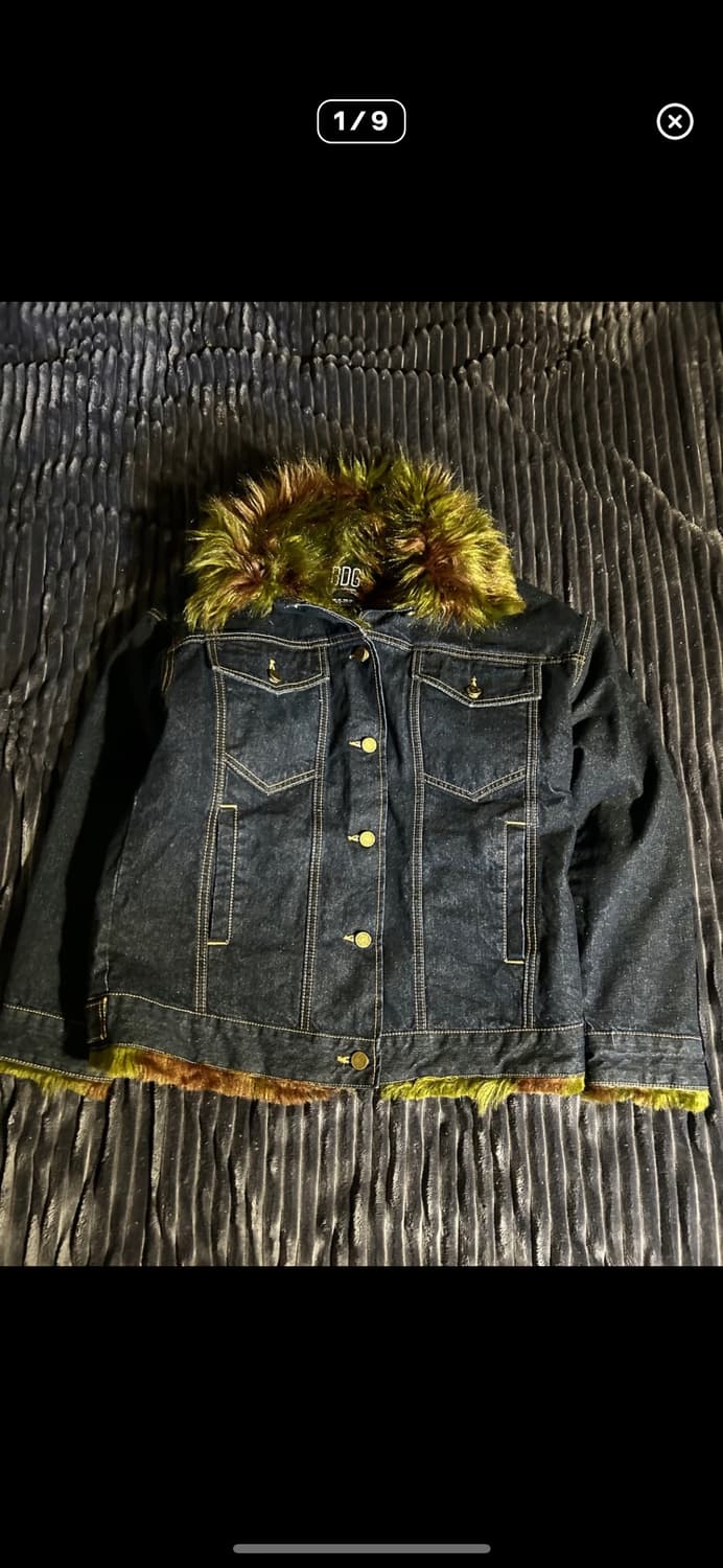 Fur Detail Denim Trucker Jacket 상품이미지1