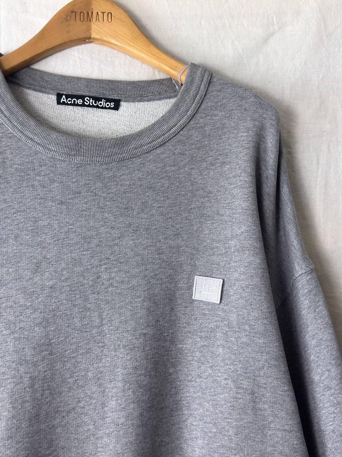 L 아크네 스튜디오 포바 페이스 로고 그레이 맨투맨 상품이미지2