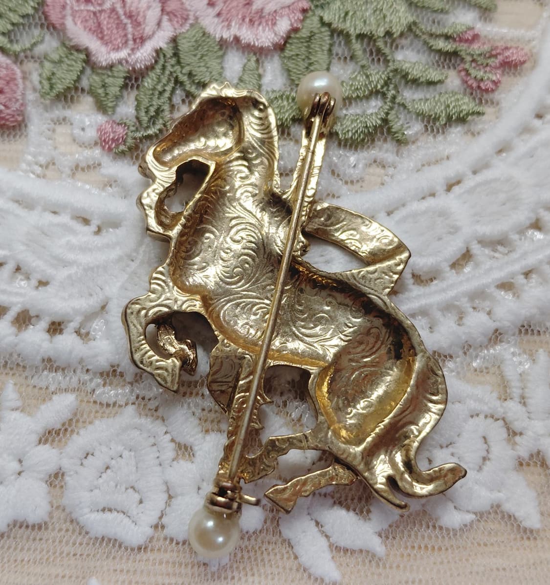 빈티지 1928 Jewelry 회전목마 브로치 상품이미지2