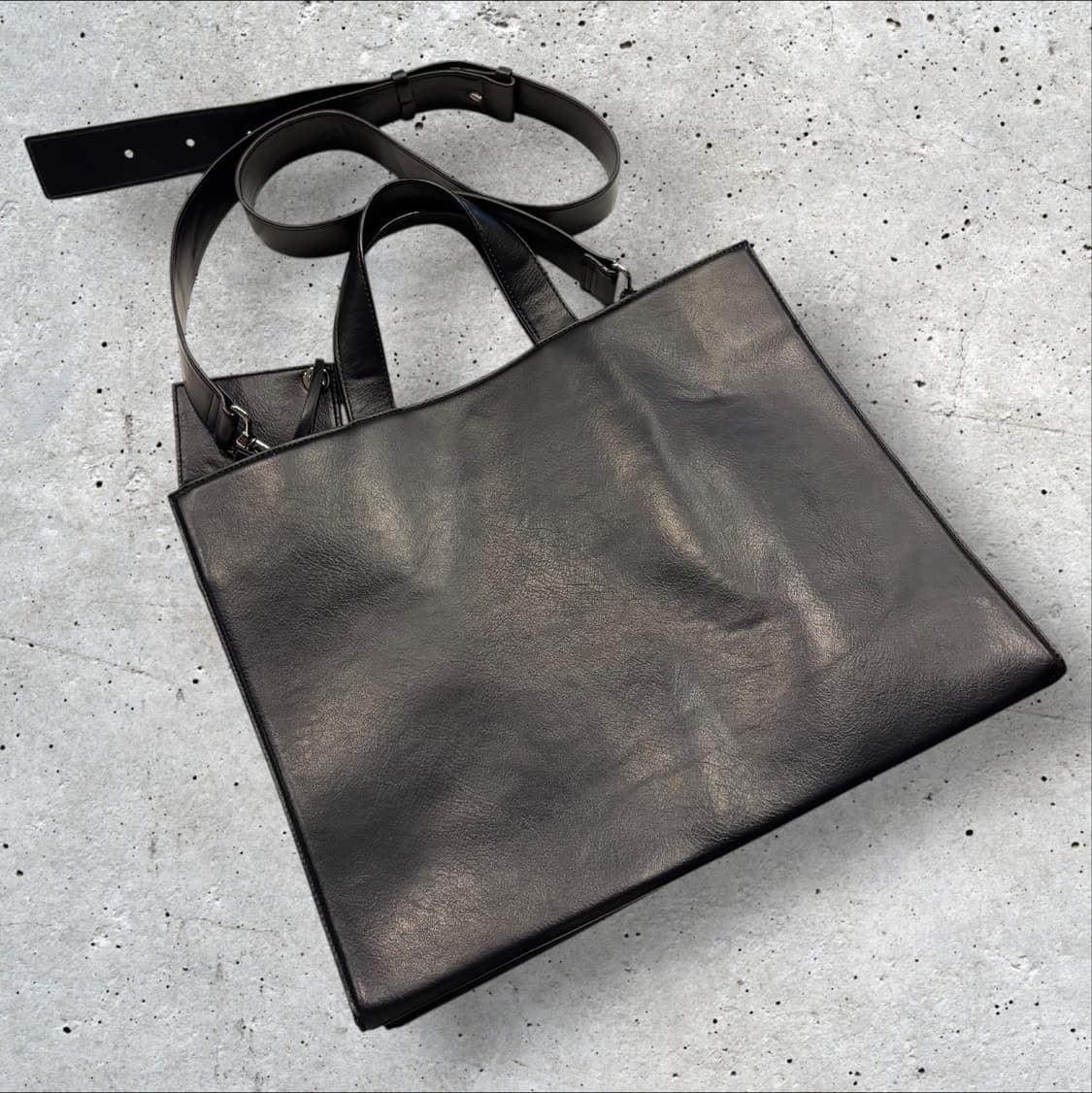 세터 SATUR 블랙 레더 토트백 숄더백 상품이미지2