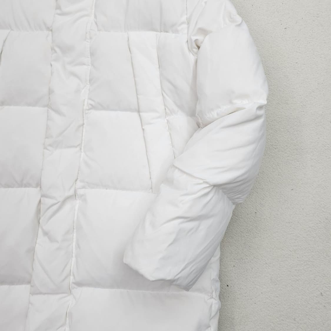 DESCENTE 구스 롱패딩 90 상품이미지3