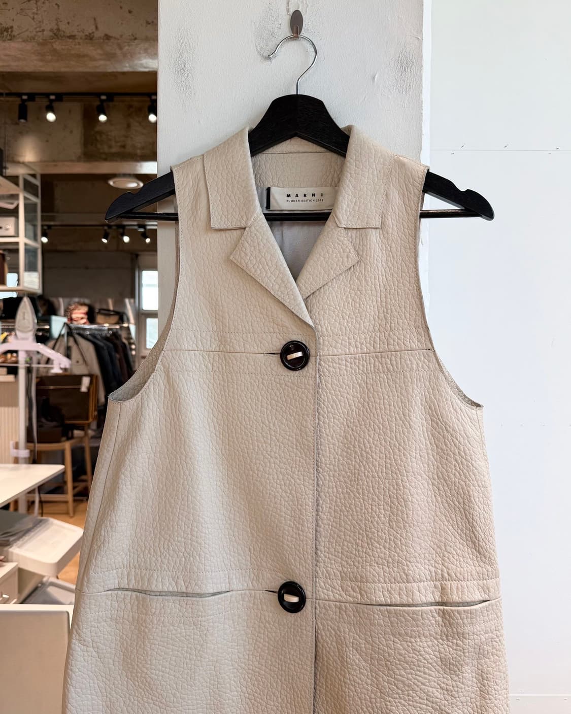 마르니 베이지 쉽스킨 슬리브리스 자켓 상품이미지3